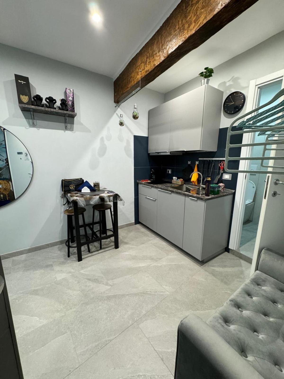 La Casa Di Jennifer Nel Centro Apartman Parma Kültér fotó